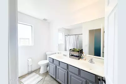 3218 S 74th Lane, Phoenix, AZ 85043 - Photo 12