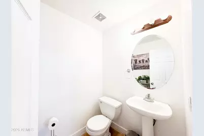 3218 S 74th Lane, Phoenix, AZ 85043 - Photo 6