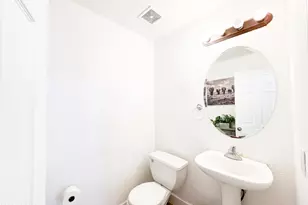 3218 S 74th Ln, Phoenix, AZ 85043 - Photo 6