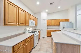 4622 E Nightingale Ln, Gilbert, AZ 85298 - Photo 18