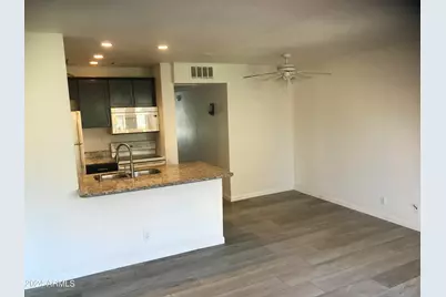 14203 N 19th Avenue #1020, Phoenix, AZ 85023 - Photo 6