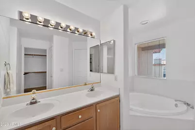10410 N Cave Creek Road #2124, Phoenix, AZ 85020 - Photo 22