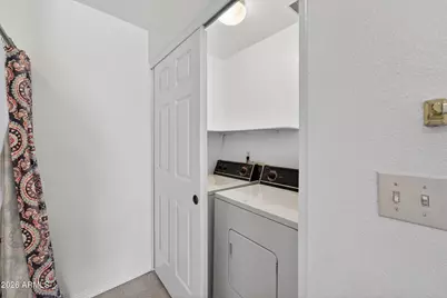 10410 N Cave Creek Road #2124, Phoenix, AZ 85020 - Photo 32