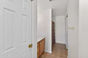 10410 N Cave Creek Rd, Phoenix, AZ 85020 - Photo 30