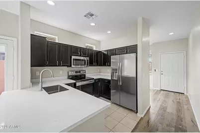 9847 E Escondido Avenue, Mesa, AZ 85208 - Photo 10