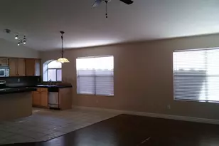 3327 E Brookwood Ct, Phoenix, AZ 85048 - Photo 8