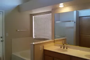 3327 E Brookwood Ct, Phoenix, AZ 85048 - Photo 12