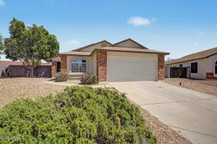 737 N Layton, Mesa, AZ 85207 - Photo 2