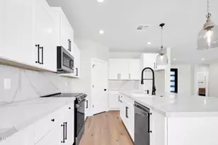 27912 N 148th Ave, Surprise, AZ 85387 - Photo 8