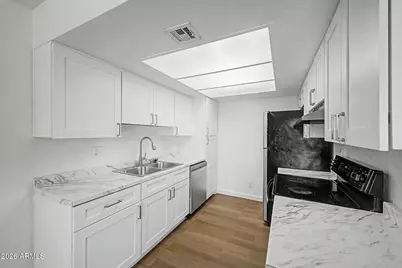 3810 N Maryvale Parkway #1063, Phoenix, AZ 85031 - Photo 10