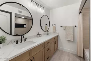 8925 N 83rd St, Scottsdale, AZ 85258 - Photo 16