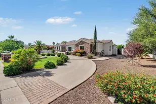 2776 E Taurus Pl, Chandler, AZ 85249 - Photo 10