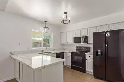 6421 W Carol Avenue, Glendale, AZ 85302 - Photo 2