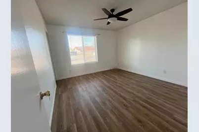 6421 W Carol Avenue, Glendale, AZ 85302 - Photo 12