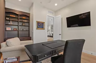 10655 E Desert Cove Ave, Scottsdale, AZ 85259 - Photo 30