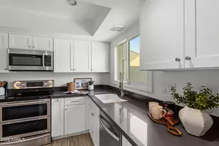 2933 E Fairmount Ave, Phoenix, AZ 85016 - Photo 4