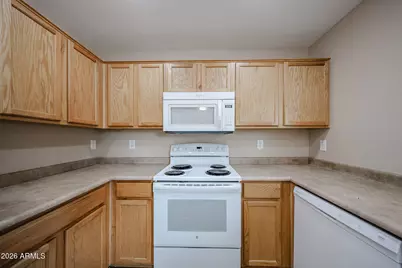 17545 W Watson Lane, Surprise, AZ 85388 - Photo 6