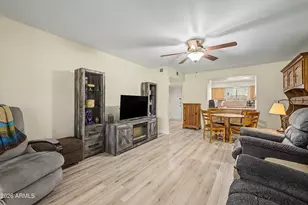 10606 W Clair Dr, Sun City, AZ 85351 - Photo 8