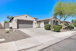 3420 S Holguin Way, Chandler, AZ 85248 - Photo 2