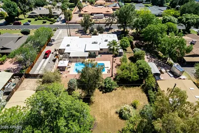 6802 W Pershing Avenue, Peoria, AZ 85381 - Photo 2