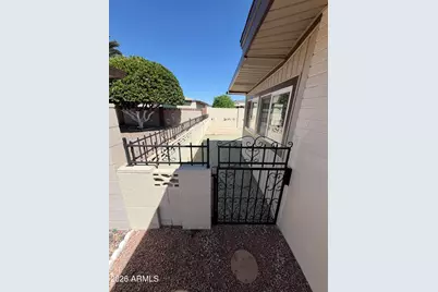 4032 E Catalina Circle, Mesa, AZ 85206 - Photo 4