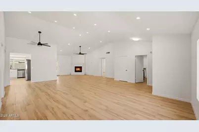 15221 N 42nd Place, Phoenix, AZ 85032 - Photo 12