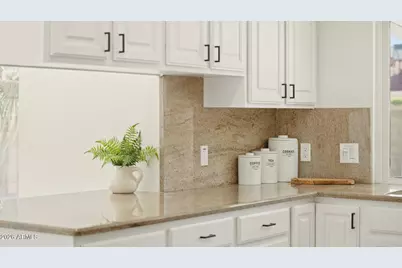 15221 N 42nd Place, Phoenix, AZ 85032 - Photo 16