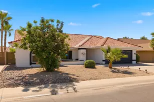 15221 North 42nd Pl, Phoenix, AZ 85032 - Photo 4