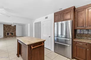 4721 E Sandra Terrace, Phoenix, AZ 85032 - Photo 14