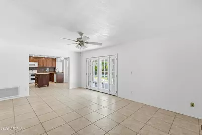 4721 E Sandra Terrace, Phoenix, AZ 85032 - Photo 10