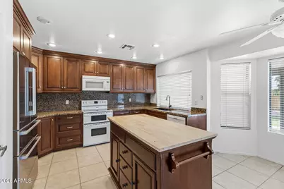 4721 E Sandra Terrace, Phoenix, AZ 85032 - Photo 16
