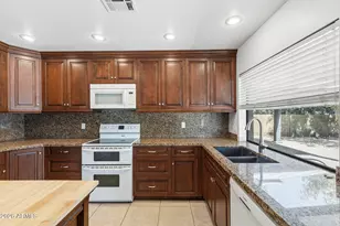 4721 E Sandra Terrace, Phoenix, AZ 85032 - Photo 12