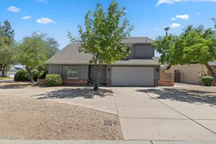 4721 E Sandra Terrace, Phoenix, AZ 85032 - Photo 2