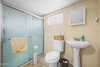 8211 S Calle Bella Vista, Guadalupe, AZ 85283 - Photo 12