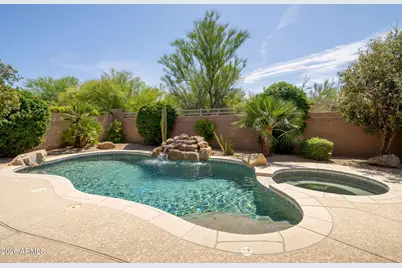 23023 N 43rd Place, Phoenix, AZ 85050 - Photo 18