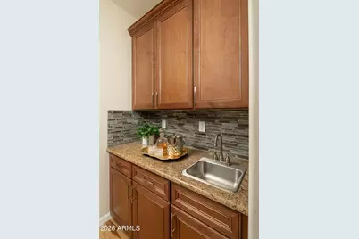 23023 N 43rd Place, Phoenix, AZ 85050 - Photo 12