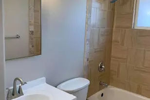 2445 N 38th St, Phoenix, AZ 85008 - Photo 16