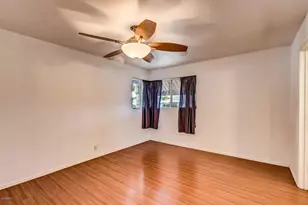 2445 N 38th St, Phoenix, AZ 85008 - Photo 18