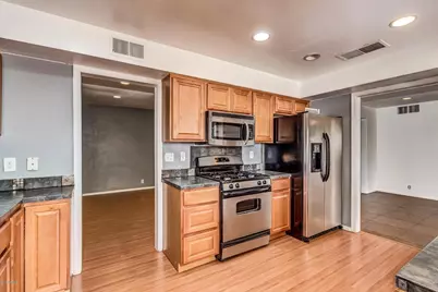 2445 N 38th Street, Phoenix, AZ 85008 - Photo 8
