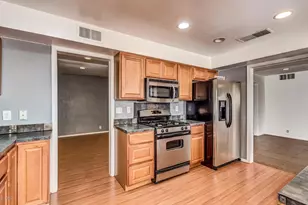 2445 N 38th St, Phoenix, AZ 85008 - Photo 8