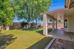 502 N Falcon Dr, Gilbert, AZ 85234 - Photo 28