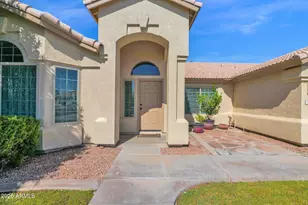 502 N Falcon Dr, Gilbert, AZ 85234 - Photo 4