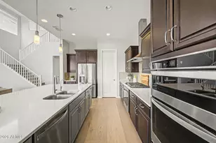 9565 W Patrick Ln, Peoria, AZ 85383 - Photo 20