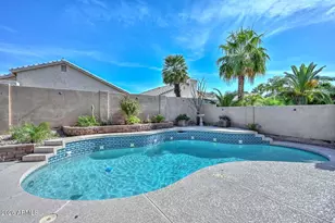6624 W Louise Dr, Glendale, AZ 85310 - Photo 40