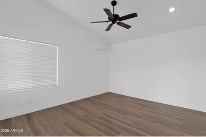 1011 W Kelton Lane, Phoenix, AZ 85023 - Photo 16