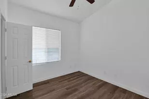 1011 W Kelton Ln, Phoenix, AZ 85023 - Photo 24