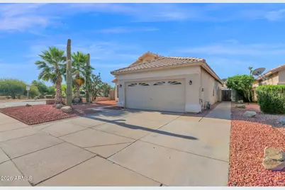 1011 W Kelton Lane, Phoenix, AZ 85023 - Photo 2