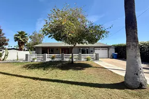 3553 E Monterosa St, Phoenix, AZ 85018 - Photo 2