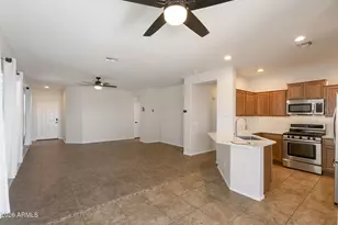 7525 W Springfield Wy, Florence, AZ 85132 - Photo 6