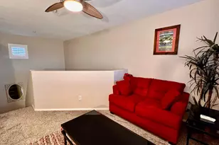 15730 N Hidden Valley Ln, Peoria, AZ 85382 - Photo 16